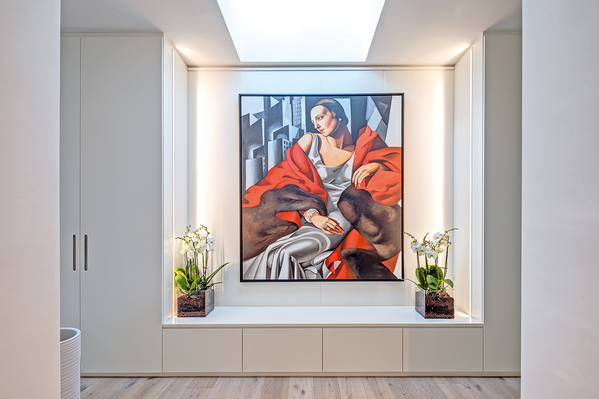 Garderobeneinbau in weiß